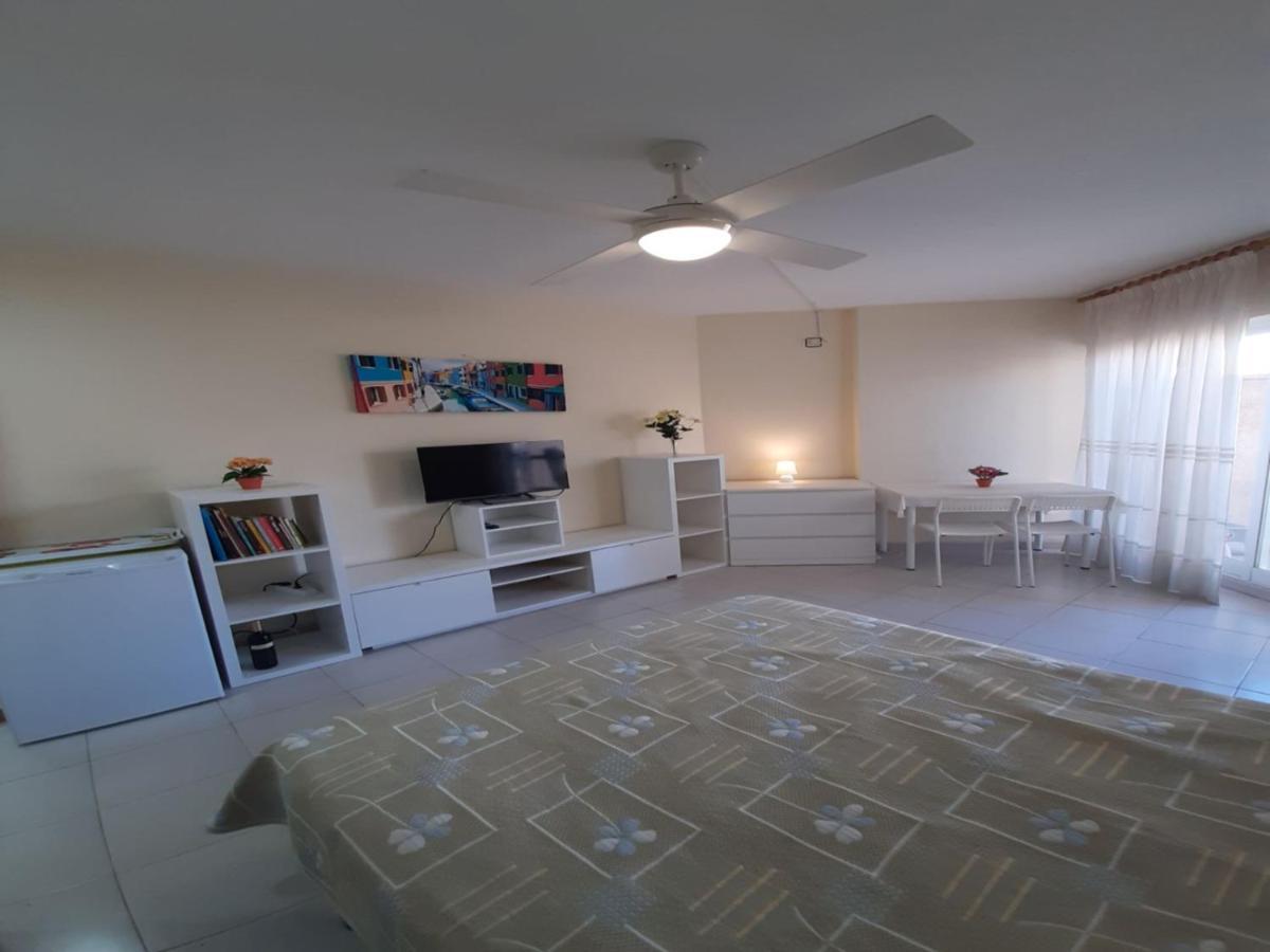 Studio Met Ideale Ligging Torrevieja Luaran gambar