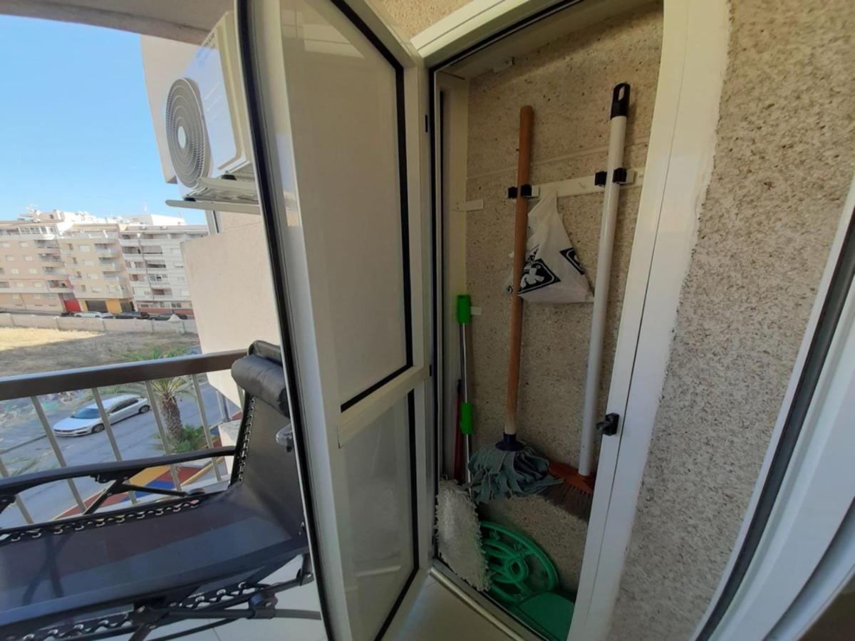 Studio Met Ideale Ligging Torrevieja Luaran gambar